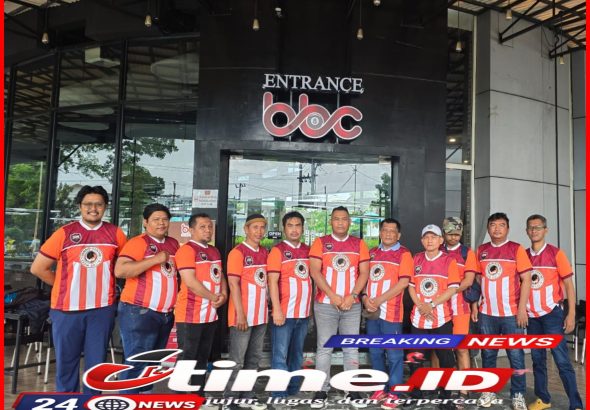 GridArt_20260410_003345380